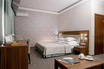 Джуниор Премиум (вид на лес), Корпус: «Родник» в Гостинице Родник Алтая