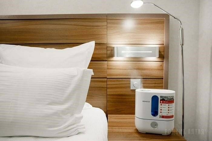 Фотографии номера Джуниор сюит (без балкона), Корпус: «Здравница» в Гостинице Родник Алтая Белокуриха