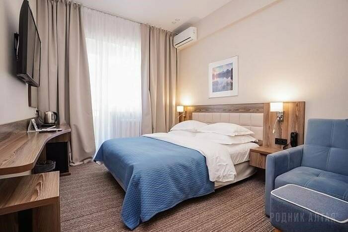 Фотографии номера Семейный 1-комнатный (Дабл), Корпус: «Родник» в Гостинице Родник Алтая Белокуриха
