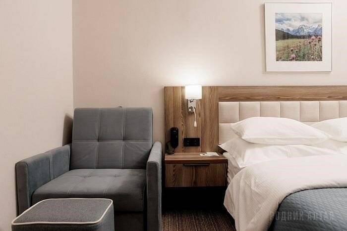 Фотографии номера Семейный 1-комнатный (Дабл), Корпус: «Родник» в Гостинице Родник Алтая Белокуриха