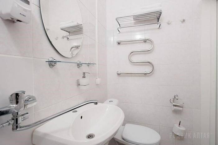 Фотографии номера Одноместный стандарт, Корпус: «Родник» в Гостинице Родник Алтая Белокуриха