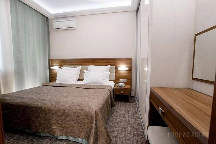 Фотографии номера Люкс, Корпус: «Родник» (6 этаж) в Гостинице Родник Алтая Белокуриха