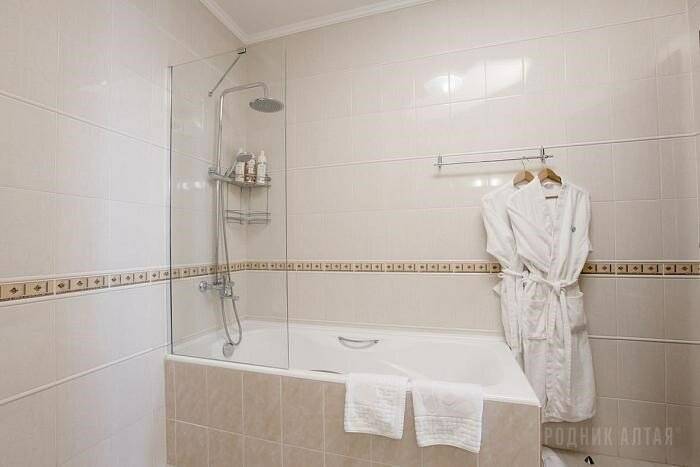 Фотографии номера Апартамент 3-комнатный, Корпус: «Здравница» в Гостинице Родник Алтая Белокуриха