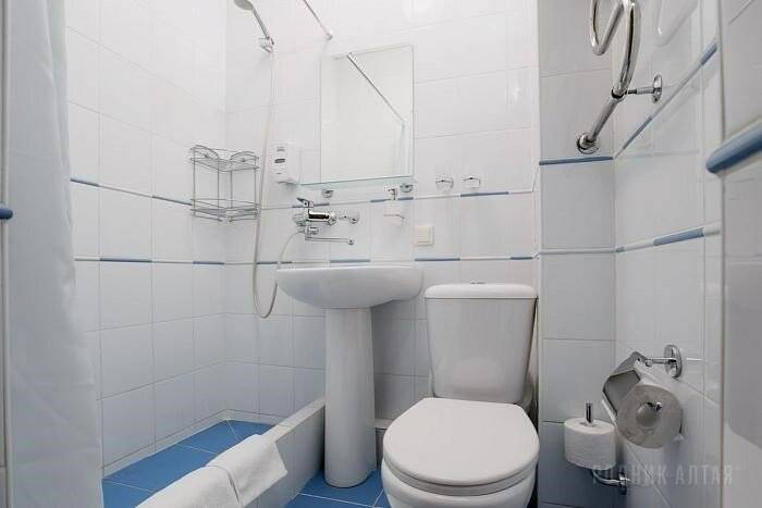 Фотографии номера Семейный 1-комнатный (без балкона), Корпус: «Здравница» в Гостинице Родник Алтая Белокуриха