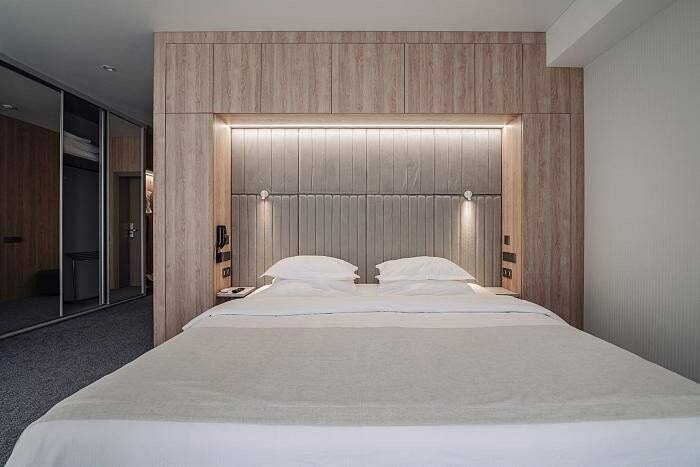 Фотографии номера Джуниор Премиум (без балкона), Корпус: «Здравница» в Гостинице Родник Алтая Белокуриха